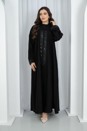 عباية خط أسود