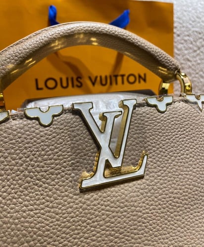 شنطة لويس فويتون