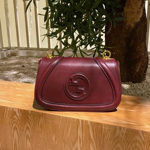 شنطة ماستر قوتشي