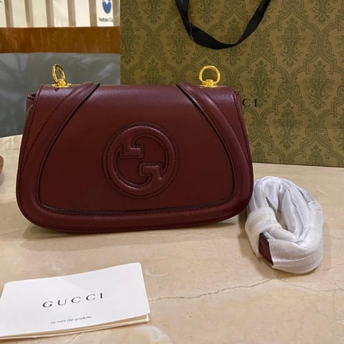 شنطة ماستر قوتشي