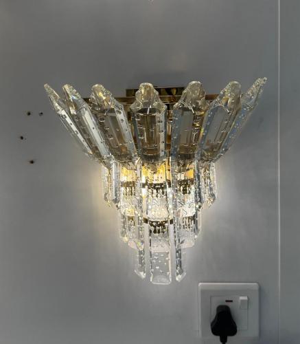 ابليك كرستال