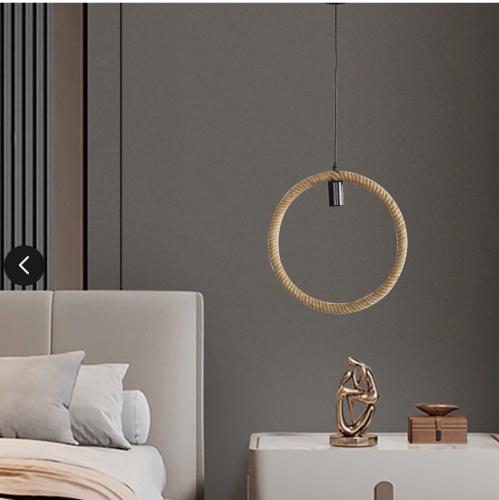 علاقي مفرد اسود