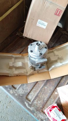 Compressor for Land Cruiser 97, 20-inch size, orig...