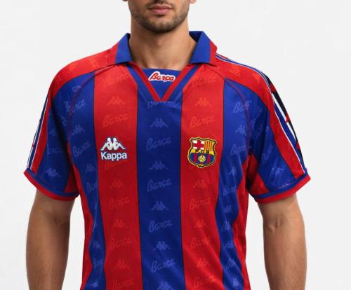 تشيرت برشلونه كلاسيك