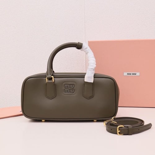 ميو ميو | ٢٢ سم - ٢٧ سم