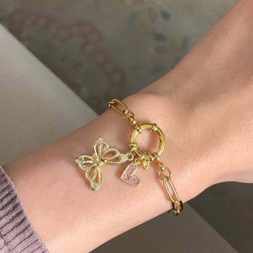 أسورة قلب بينك وفراشه