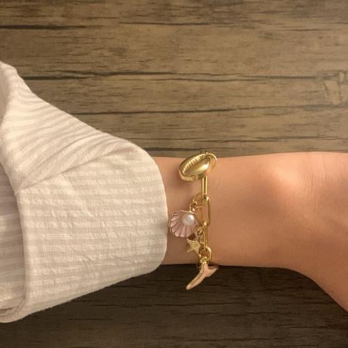 اسورة ذهبية