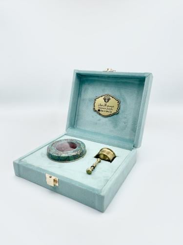 Small gift box, Fairuz