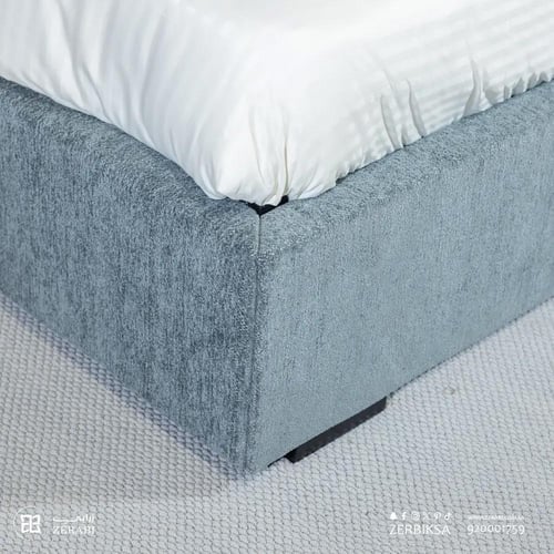 سرير مفرد بتصميم عصري