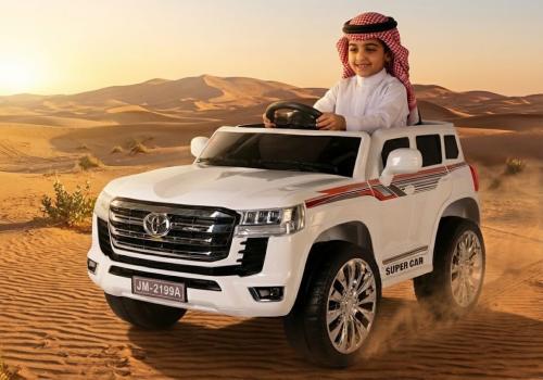 سيارة كهربائية لاند كروزر