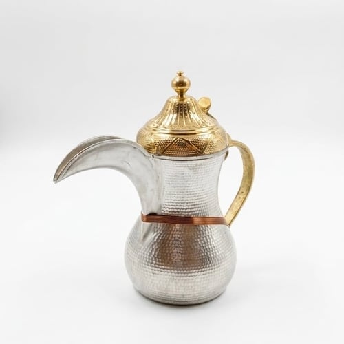 دلة بغدادي حب الرمان محزم – أبيض بغطاء أصفر