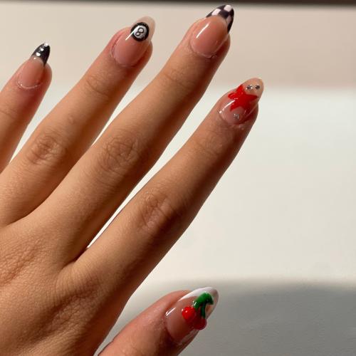 Holiday nails