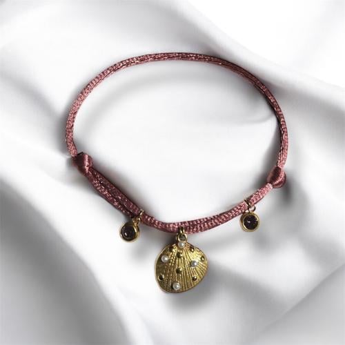 اسوارة الصدف بلؤلؤ مع إضافة البيرث ستون