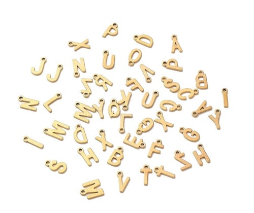 سوارة مميزة مع اضافة عبارة (Good Luck) و لولو طبيع...