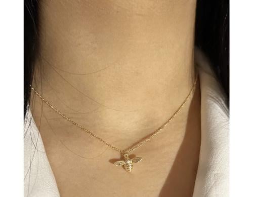 سلسال باربي مع إضافة النحلة/Barbie chain with the...