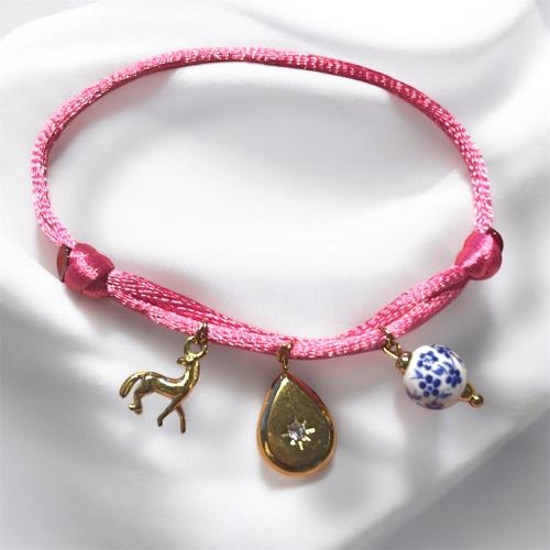 اسوارة الدمعة مع إضافة حصان و دمعة وزهرة الخزف الز...