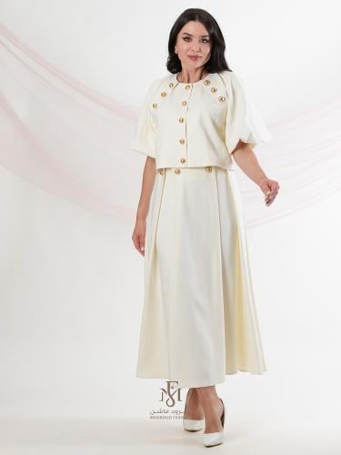 طقم قطعتين اوف وايت بلوزه وتنوره