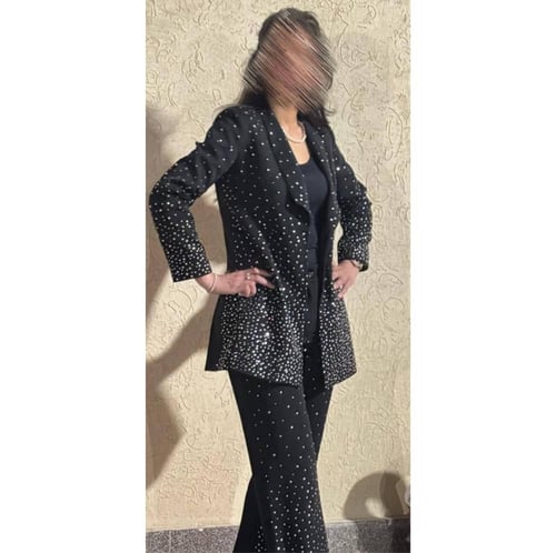 بدلة جاكيت و بنطلون بستايل لامع