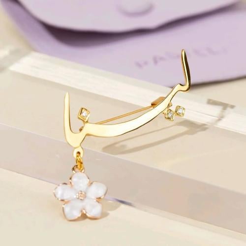 بروش اطفال مع الوردة والفصوص