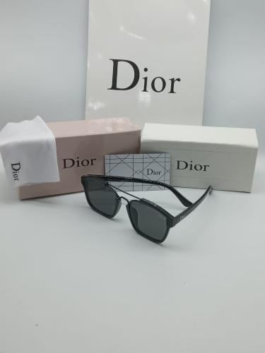 نظاره ديور موديل 2026 مع الملحقات