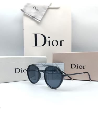 نظارة شمسية ماركة ديور مع الملحقات