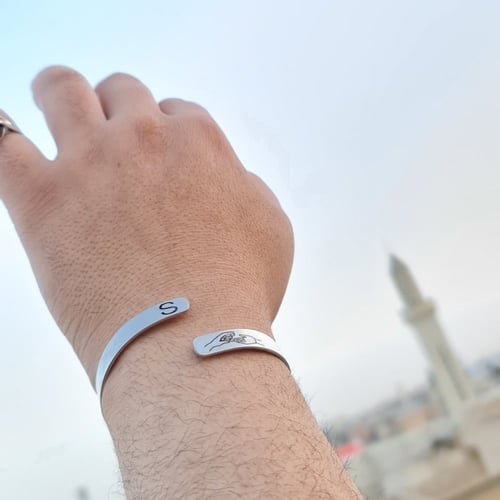 اساور ماسكين يد بعض