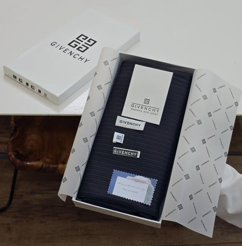 اقمشة شتويه ماركة جفنشي اللوان مختلفة