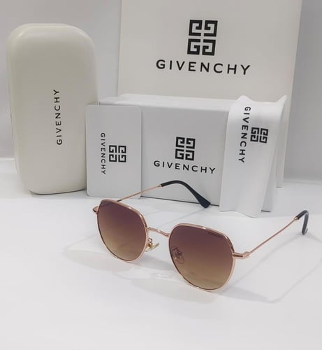 نظاره شمسيه ماركة جفنشي 2026