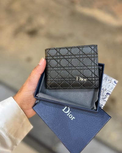 بوك ماركة ديور مع الملحقات