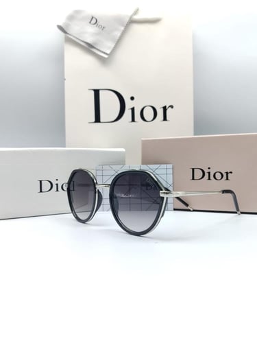 نظارة شمسية ماركة ديور مع الملحقات