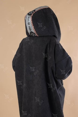 فروة رجالية صوف مع نقش السدو