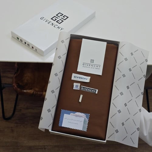 اقمشة شتويه ماركة جفنشي اللوان مختلفة