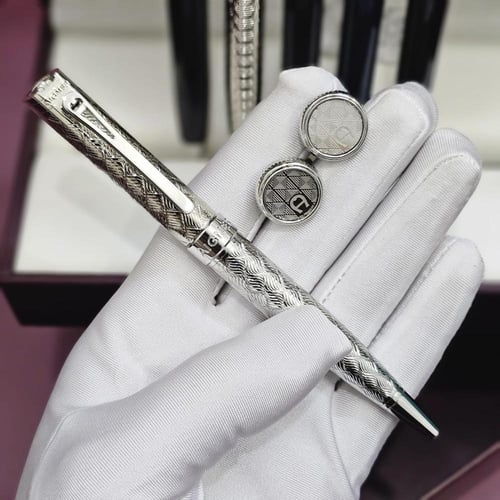 طقم كبكات مع قلم ماركة اغنر 2026