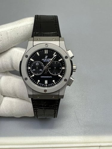 ساعه رجاليه ماركة هوبلت