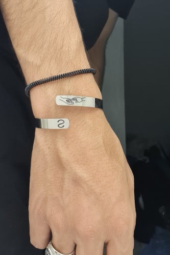 سوارة ماسكين يد بعض