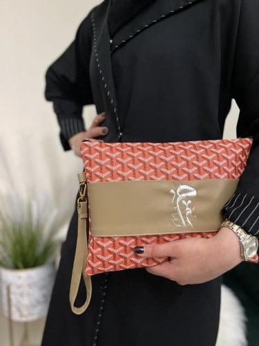 شنط باوتش بتطريز حسب الطلب