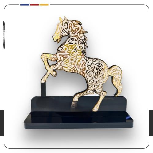 مجسم للخيل بالاكريلك