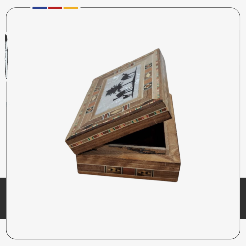 صندوق خشبي لحفظ المجوهرات