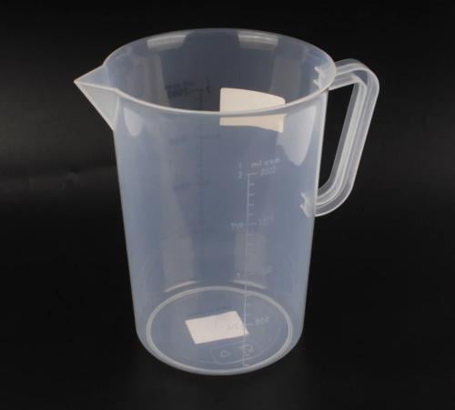 جيك ماء مع معيار 2L