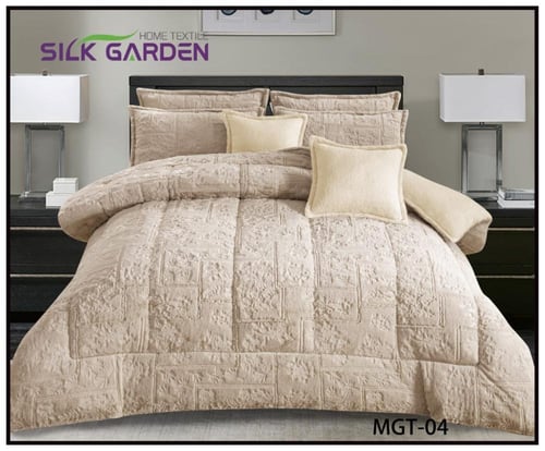 مفرشsilk من الخارج شعر و من الداخل فرو ناعم جدا نف...