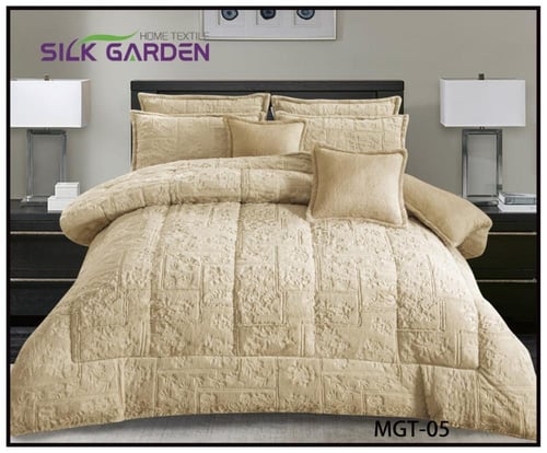مفرشsilk من الخارج شعر و من الداخل فرو ناعم جدا نف...