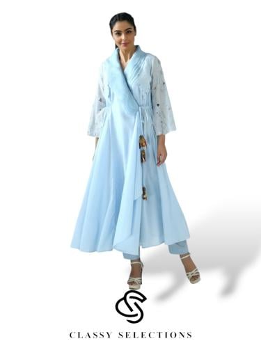 فستان هندي لف مطرز باللون السماوي