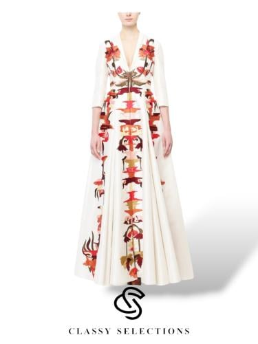 فستان سهرة هندي مطرز بنقوش بوهيمية