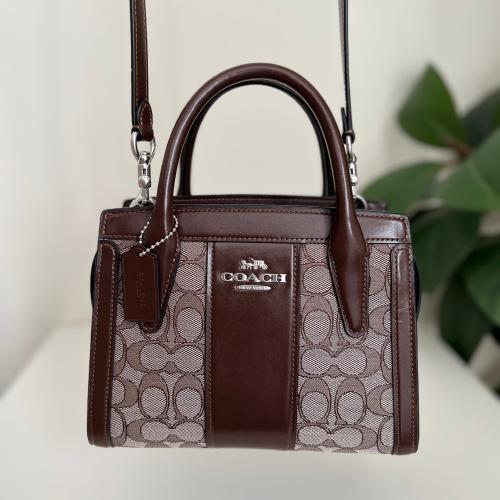 شنطة كوتش Andrea ميني كروس بدي