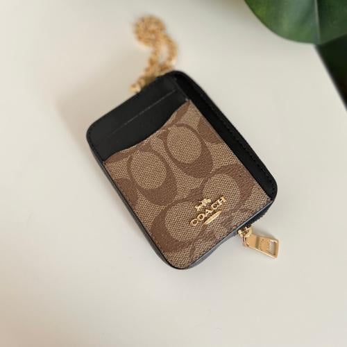 محفظة كوتش للبطاقات مع سحاب وتعليقة