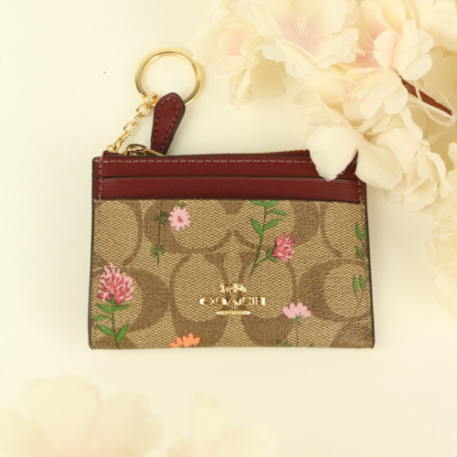 محفظة بطاقات كوتش ورود