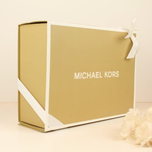 بوكس علبة مايكل كورس