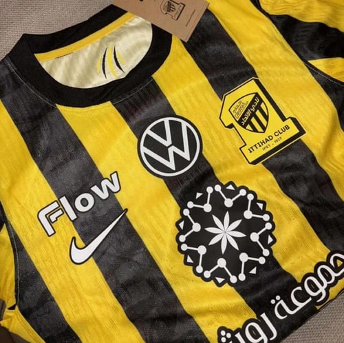 تيشيرت الاتحاد