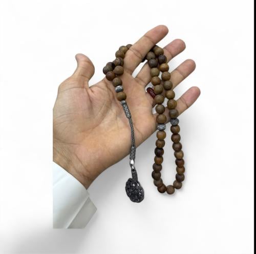 مسبحة عود طبيعي