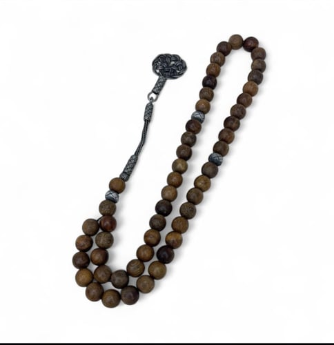 مسبحة عود طبيعي